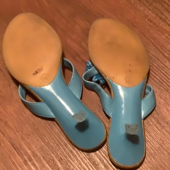 Adorable FIONI Tiffany Blue Women’s Floral Kitten Heel Sandals size 9 - Picture 3 of 5